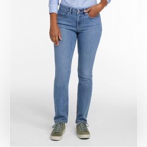 L.L. Bean BeanFlex Vintage Wash Straight Leg Relaxed Fit Jeans, Size 8